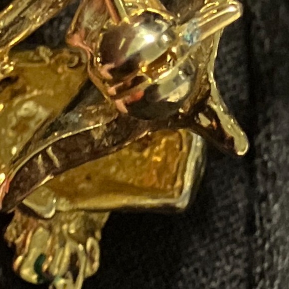 Vintage Asian Basket Carrier Brooch Gold Tone Jewel Tone Enamel Rhinestones - Picture 7 of 7